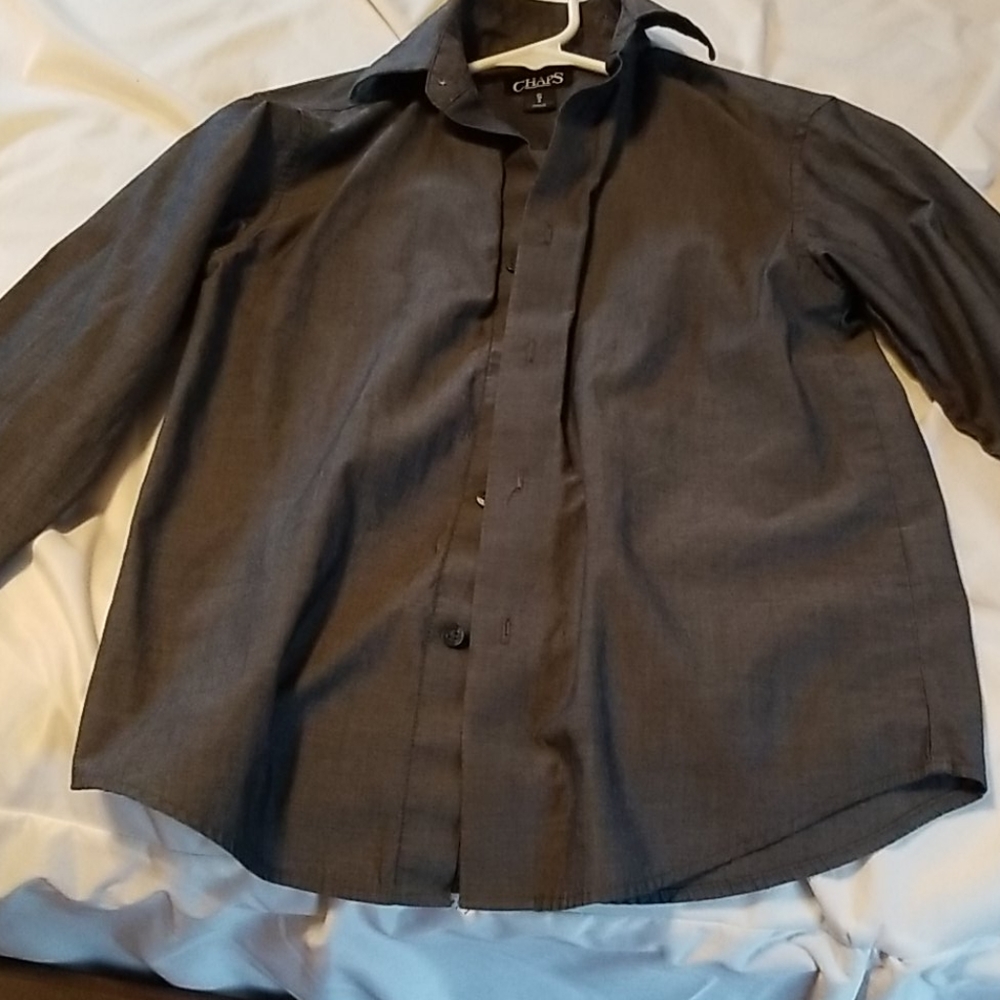 EUC Boys size 8 CHAPS gray dress shirt